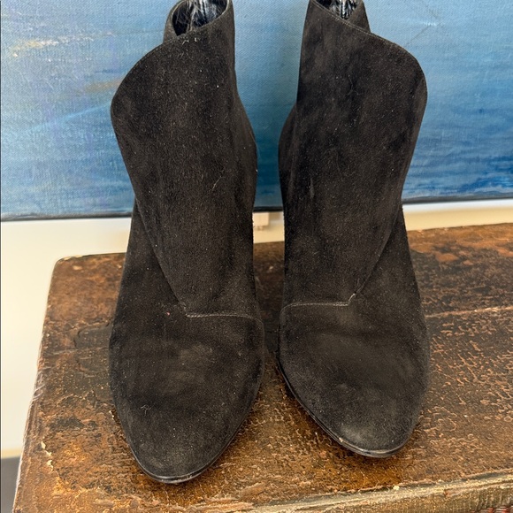 Manolo Blahnik Black Suede Ankle Boots